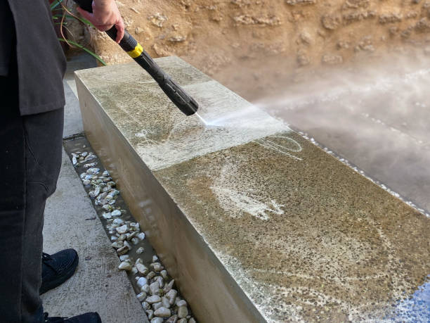 Best Commercial Building Pressure Washing  in Beattyville, KY